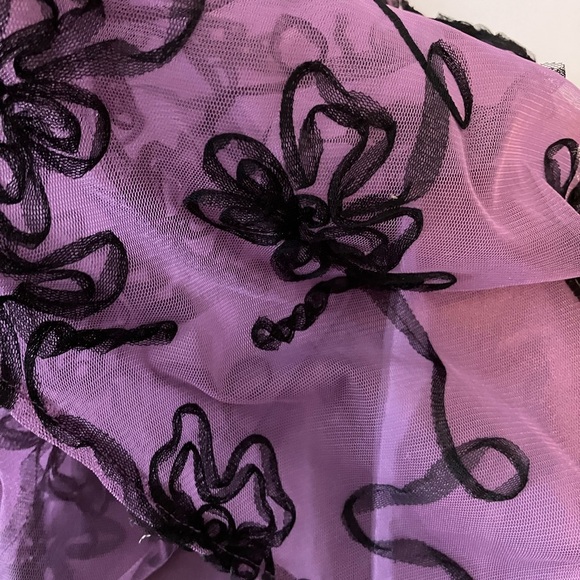 Masquerade Strapless Women’s Dress, Size 5/6 (Junior), Purple and Black, Floral - Picture 4 of 9